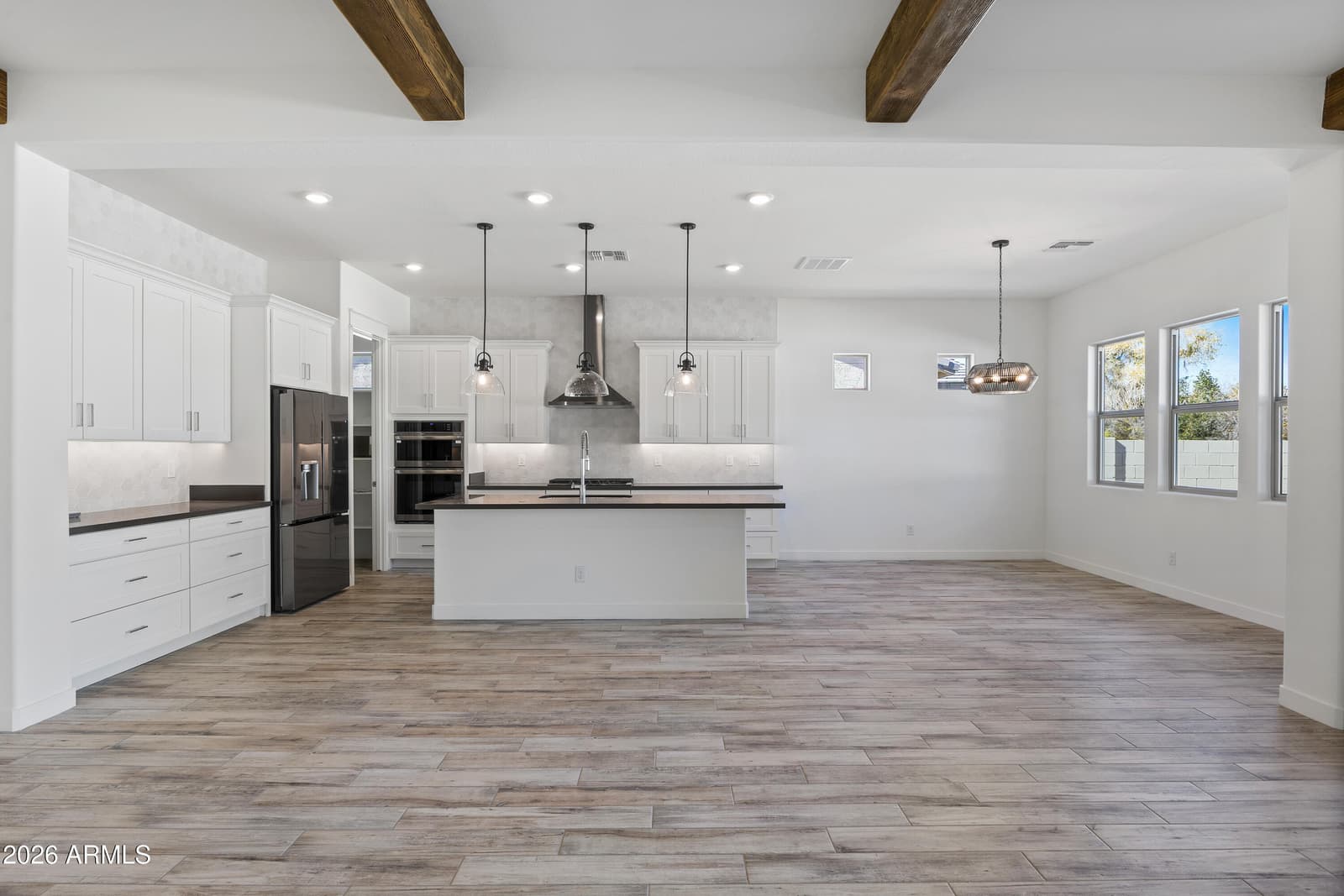 7576 W EVANS Drive, Peoria, AZ 85381 — photo 13 of 26