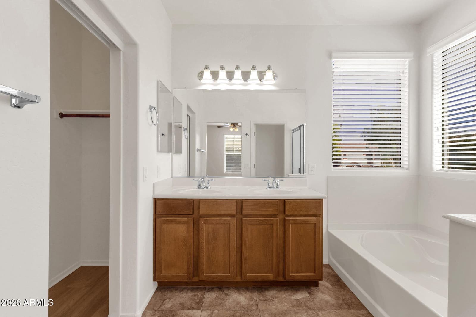 4226 E TULSA Street, Gilbert, AZ 85295 — photo 19 of 28