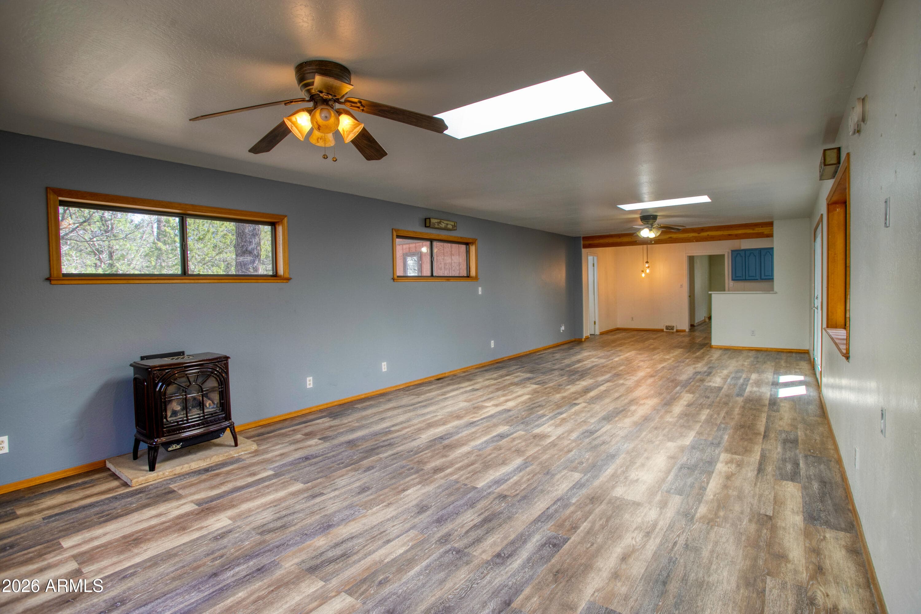 537 W BILLY CREEK Drive, Lakeside, AZ 85929 — photo 10 of 28