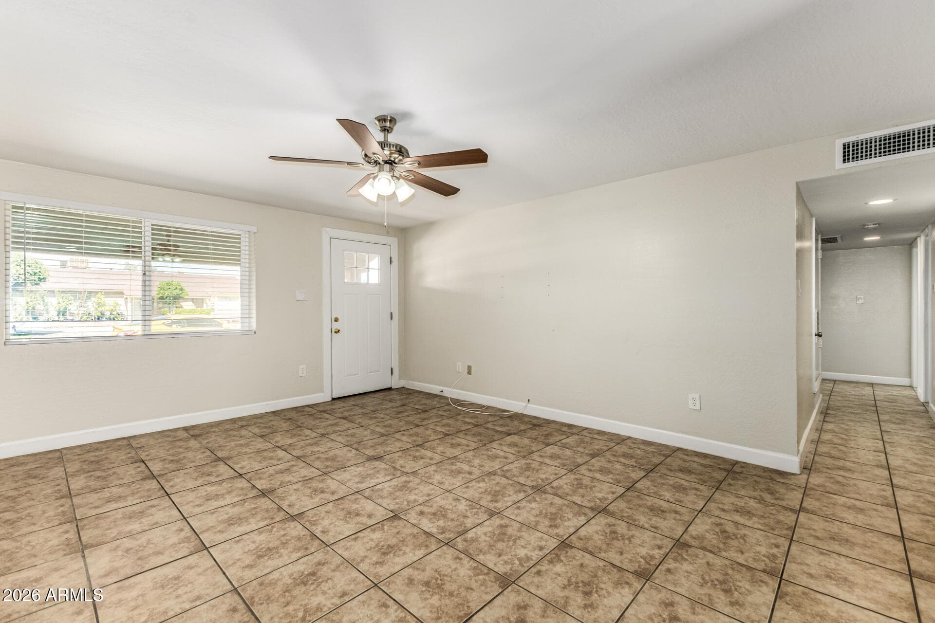 7339 W MONTECITO Avenue, Phoenix, AZ 85033 — photo 4 of 25