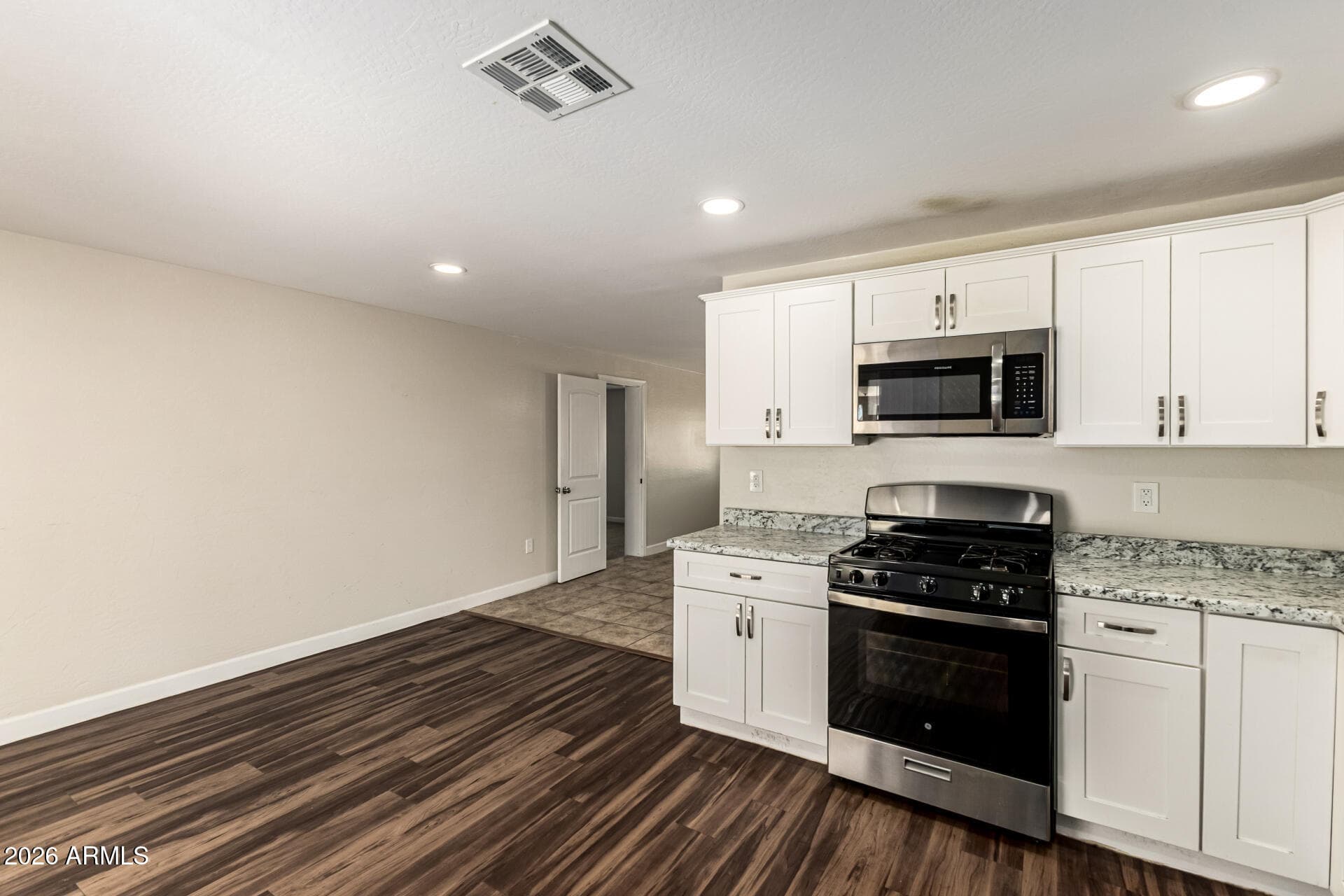 7339 W MONTECITO Avenue, Phoenix, AZ 85033 — photo 12 of 25