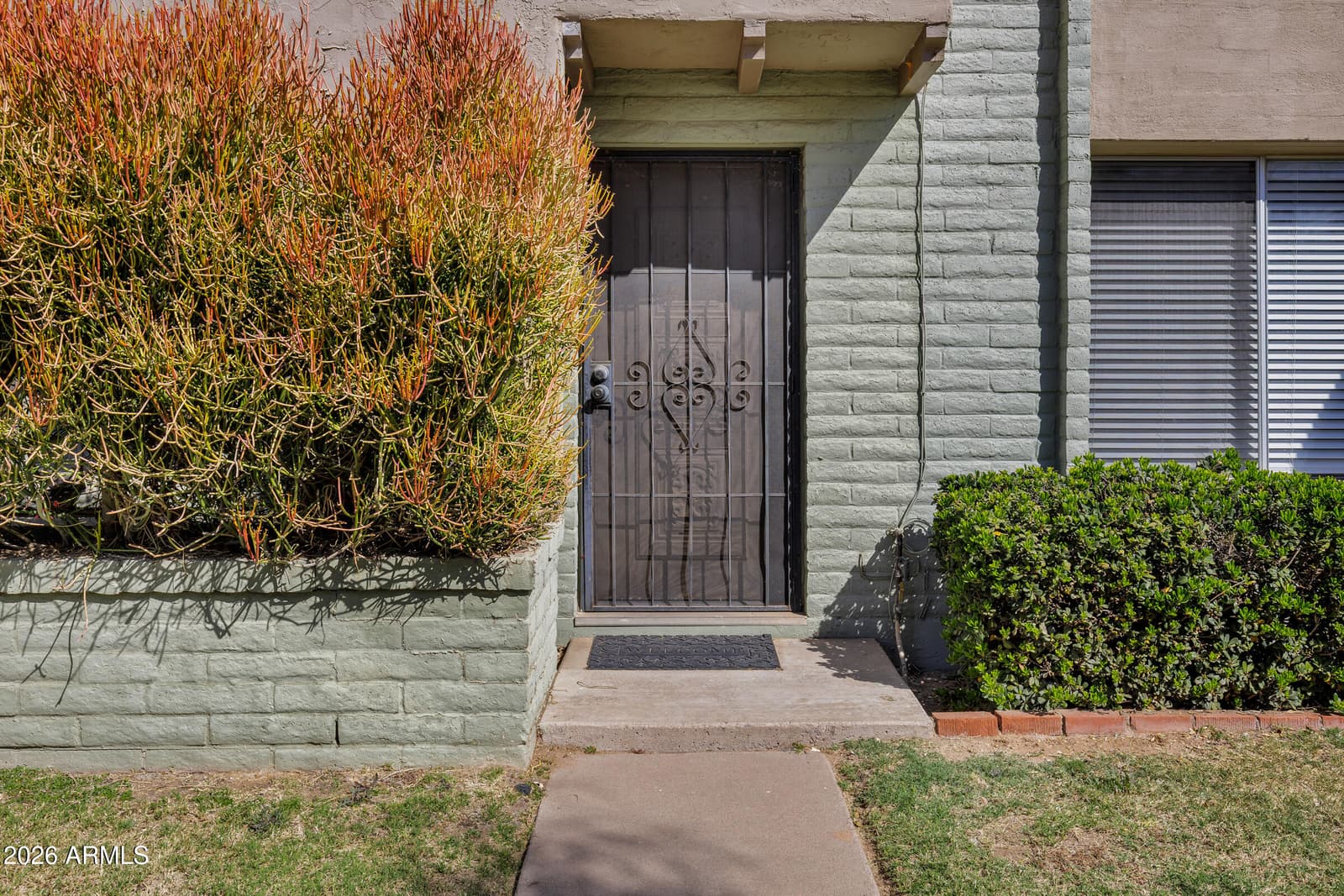 225 N STANDAGE 50, Mesa, AZ 85201 — photo 3 of 12