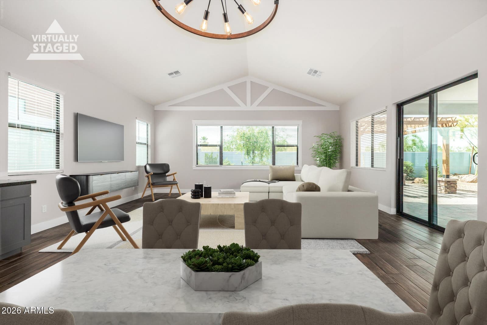 9818 S 7TH Place, Phoenix, AZ 85042