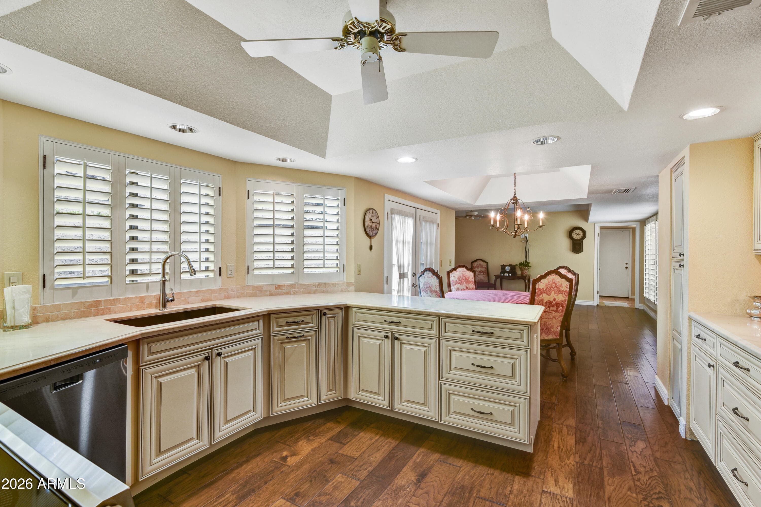8525 N 84TH Street, Scottsdale, AZ 85258 — photo 14 of 37