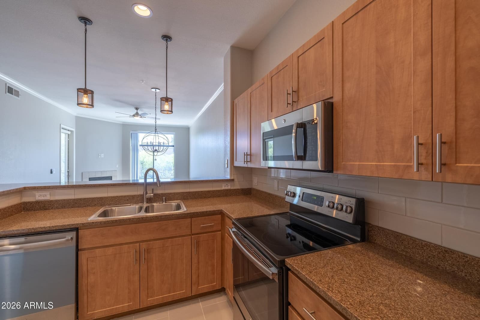 11640 N TATUM Boulevard 2021, Phoenix, AZ 85028 — photo 7 of 31