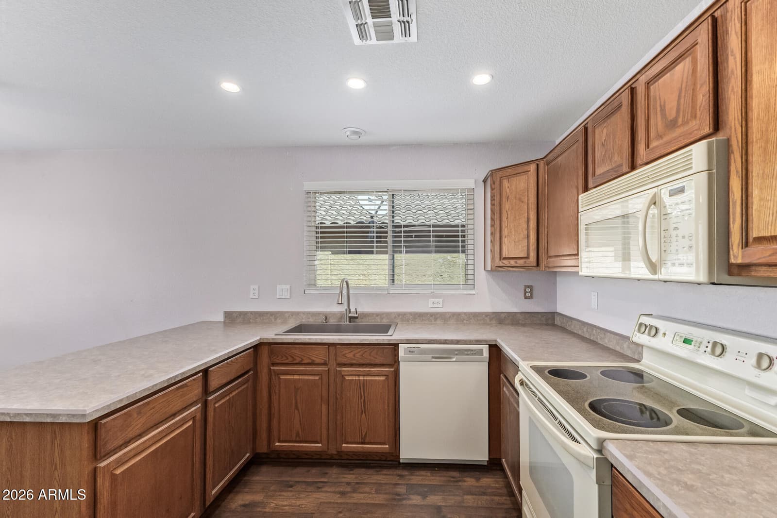 17185 N 52ND Avenue, Glendale, AZ 85308 — photo 13 of 28