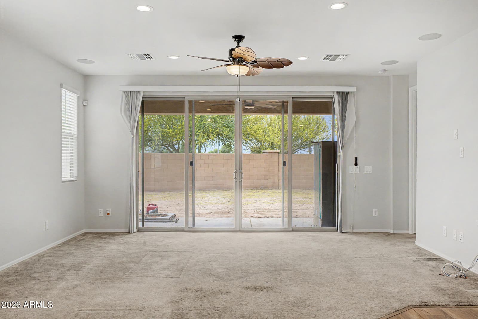 1687 E PAUL Drive, Casa Grande, AZ 85122 — photo 5 of 31