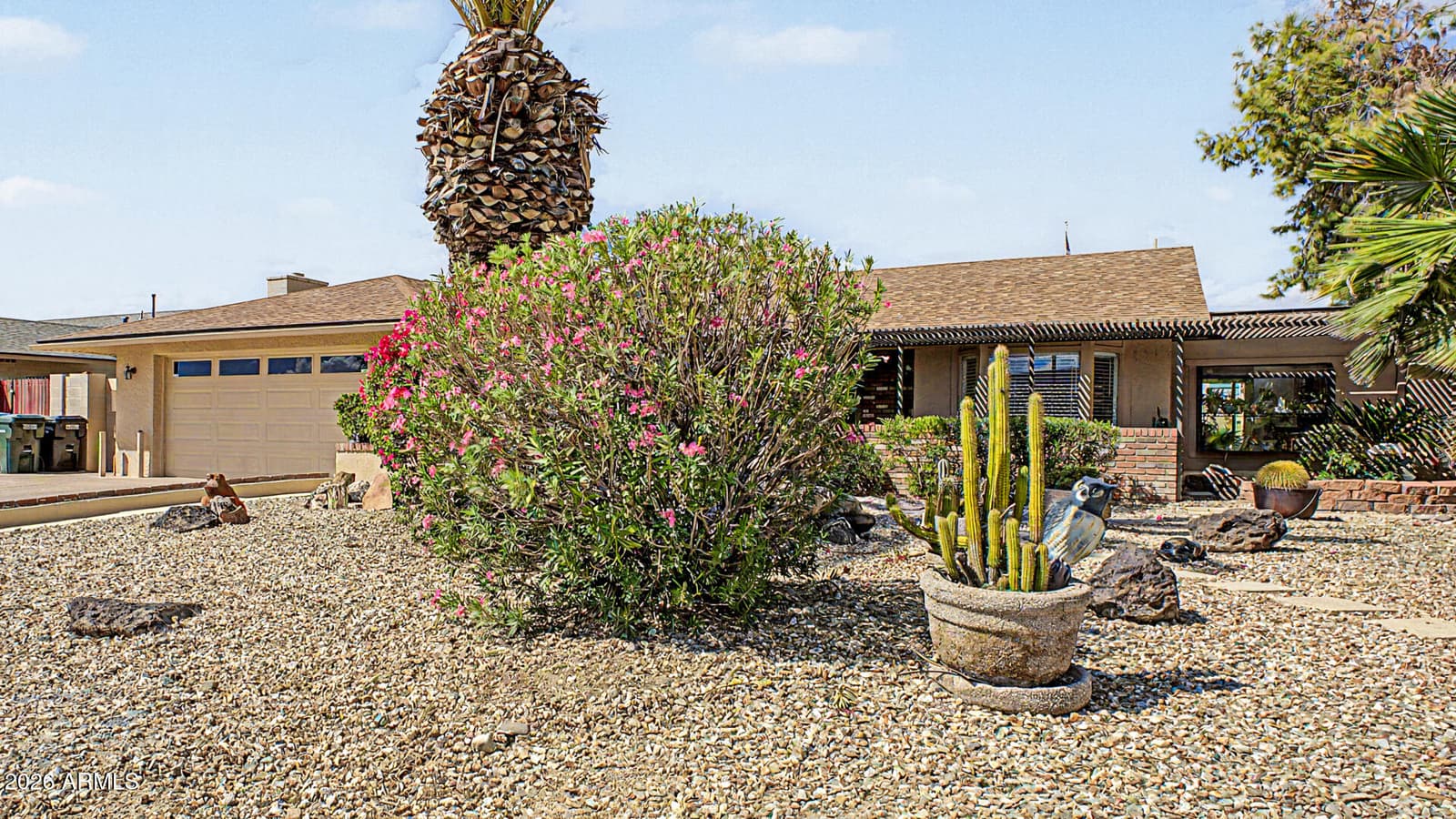 4740 E VOLTAIRE Avenue, Phoenix, AZ 85032 — photo 6 of 43