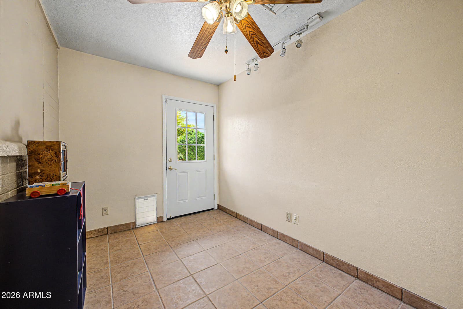 4740 E VOLTAIRE Avenue, Phoenix, AZ 85032 — photo 33 of 43