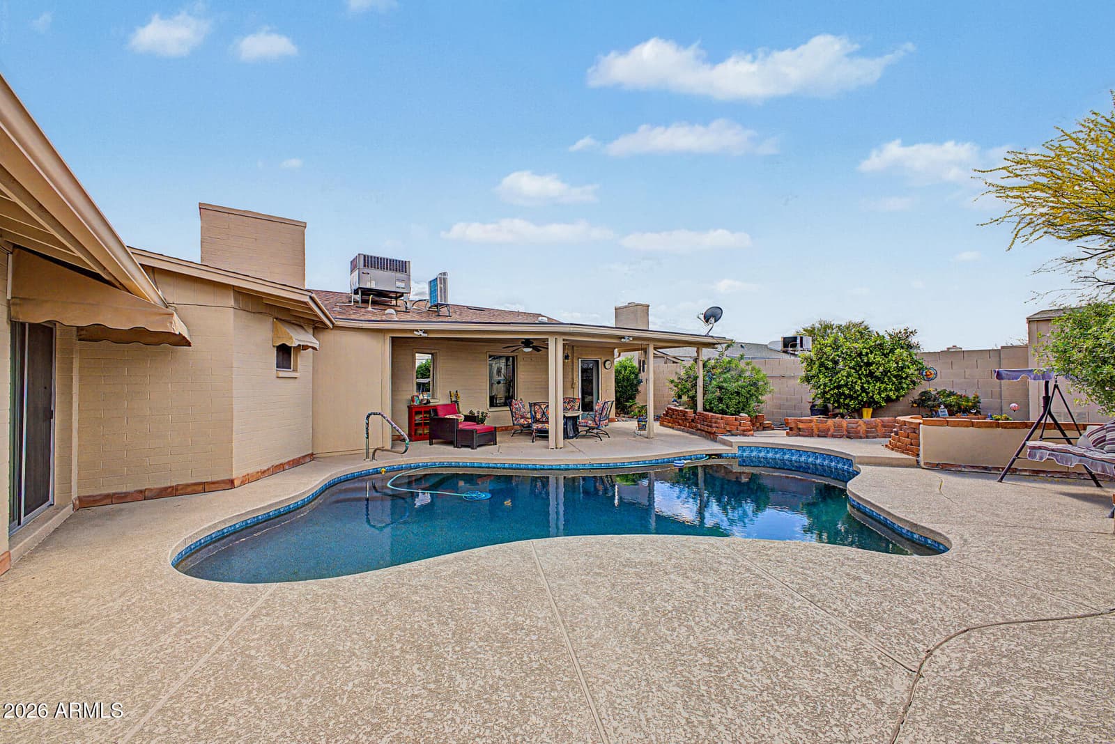 4740 E VOLTAIRE Avenue, Phoenix, AZ 85032 — photo 38 of 43