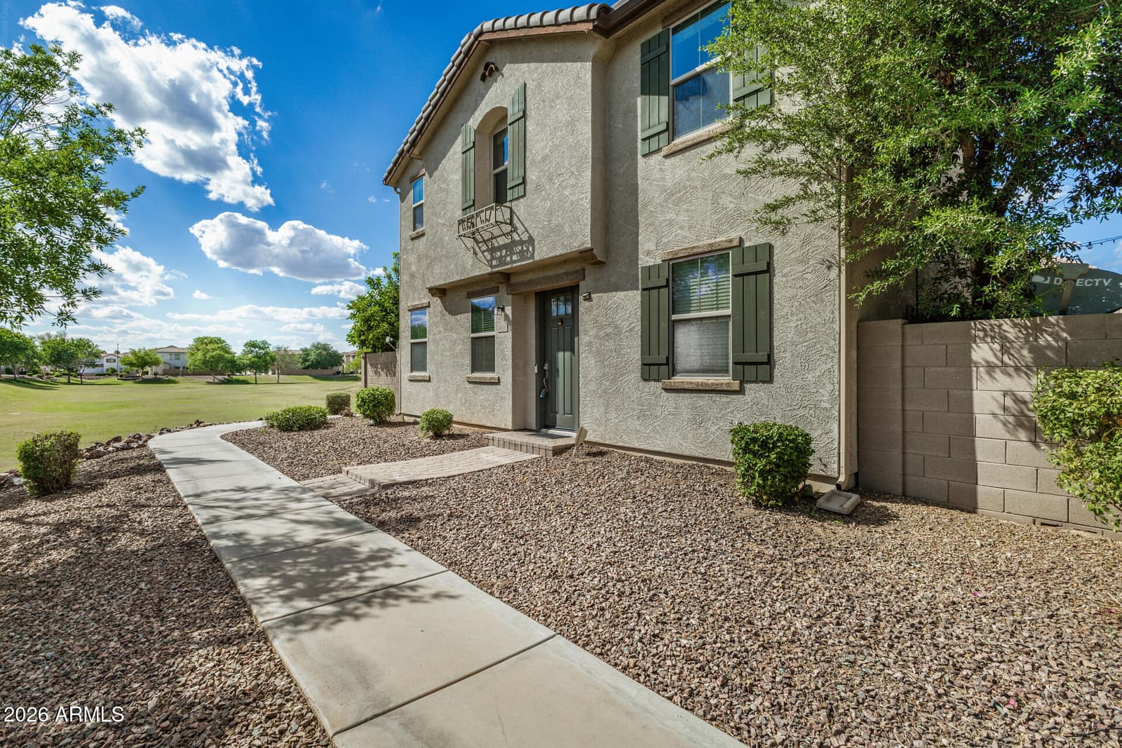 468 N RANGER Trail, Gilbert, AZ 85234 — photo 2 of 33
