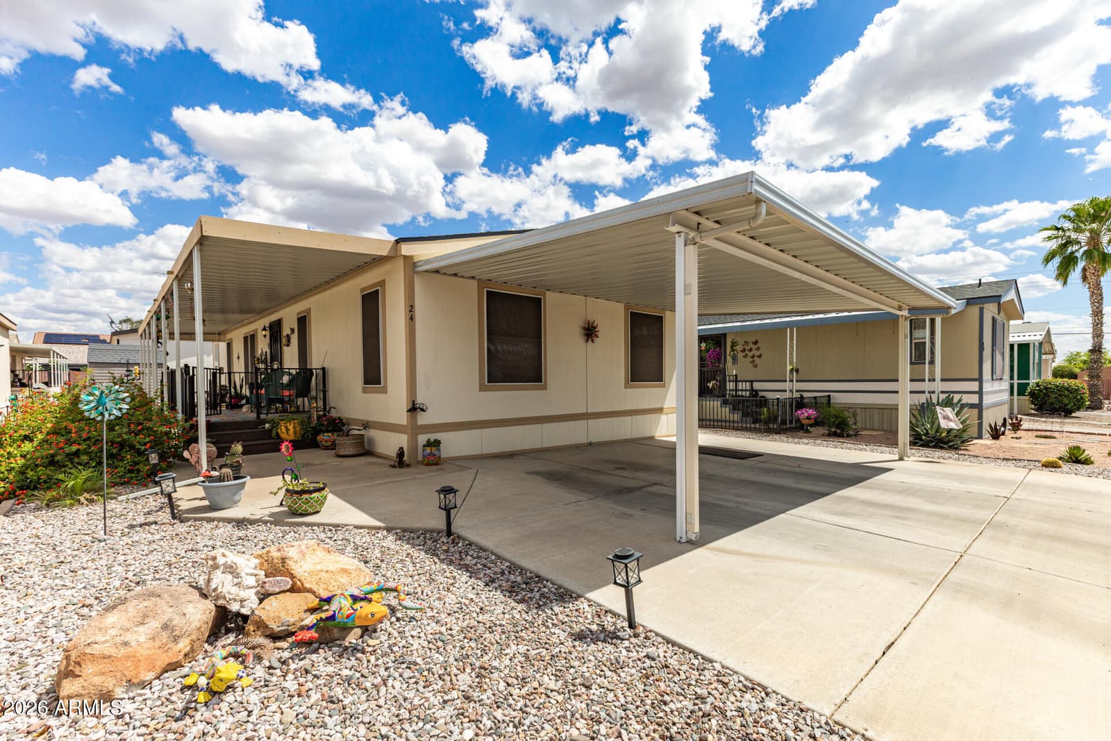 2140 E MICHIGAN Avenue 24, Phoenix, AZ 85022 — photo 2 of 27
