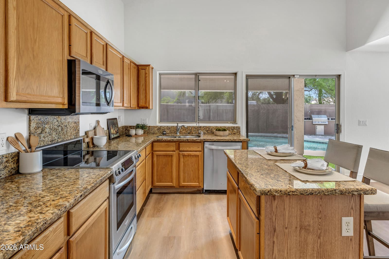 843 W BRUCE Avenue, Gilbert, AZ 85233 — photo 12 of 30