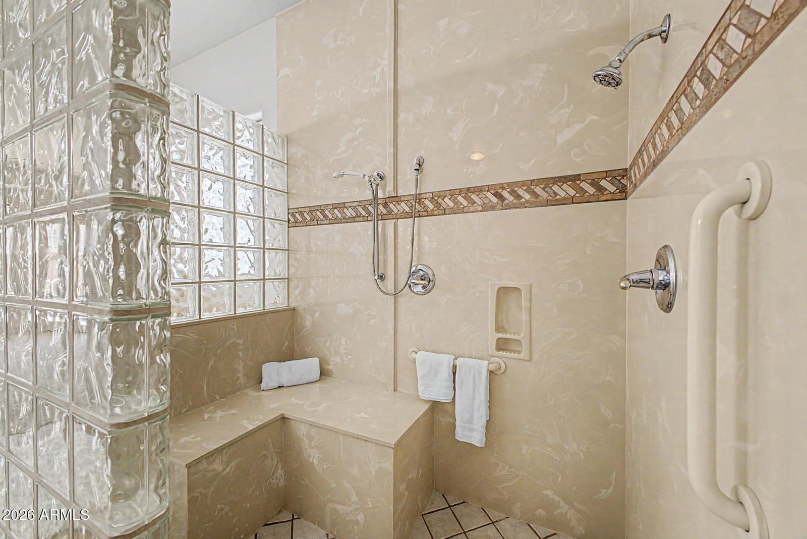 9711 E GLENCOVE Circle, Mesa, AZ 85207 — photo 17 of 34