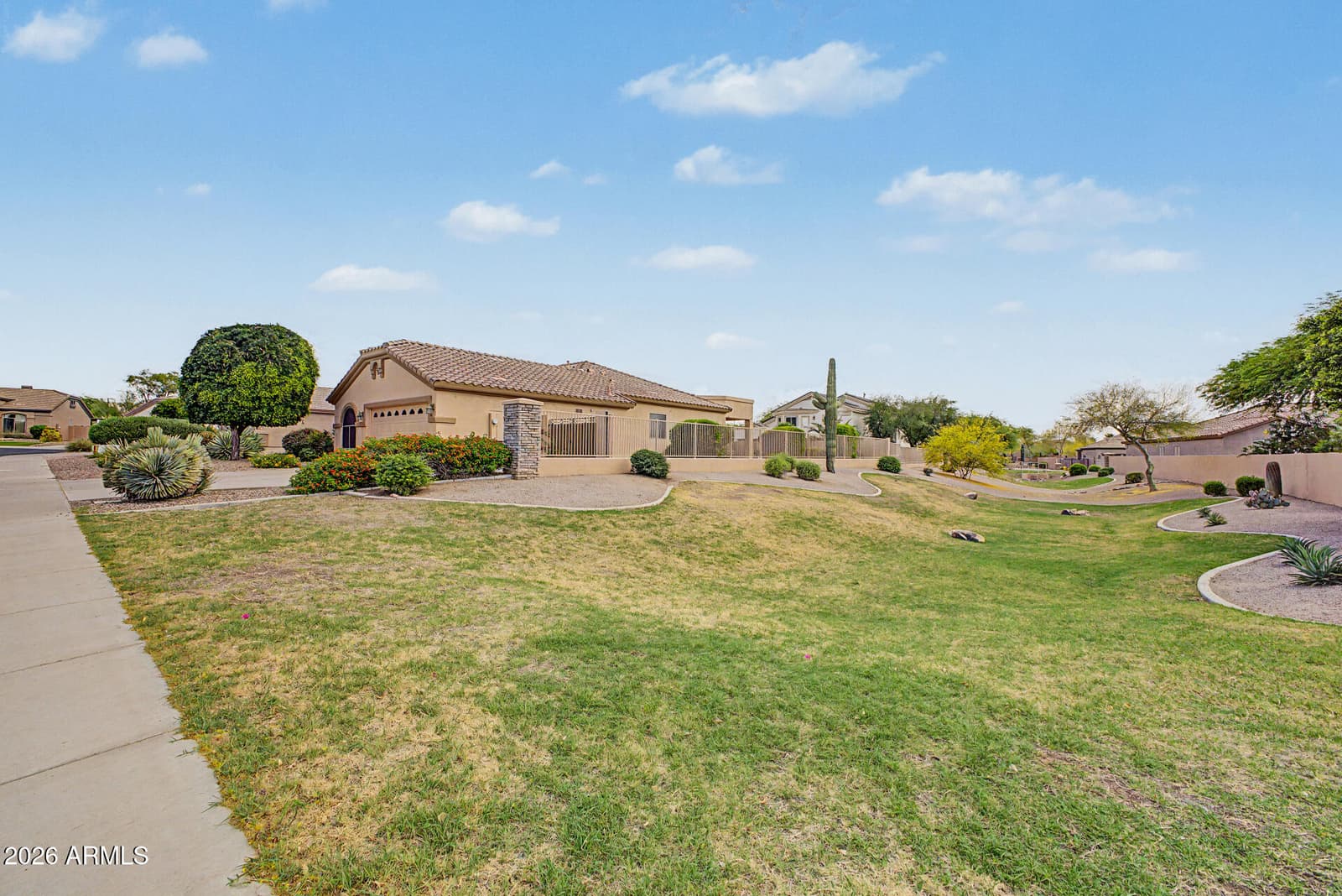 9711 E GLENCOVE Circle, Mesa, AZ 85207 — photo 29 of 34