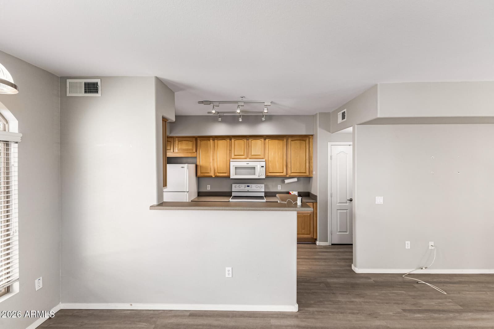 16825 N 14TH Street 51, Phoenix, AZ 85022 — photo 14 of 43