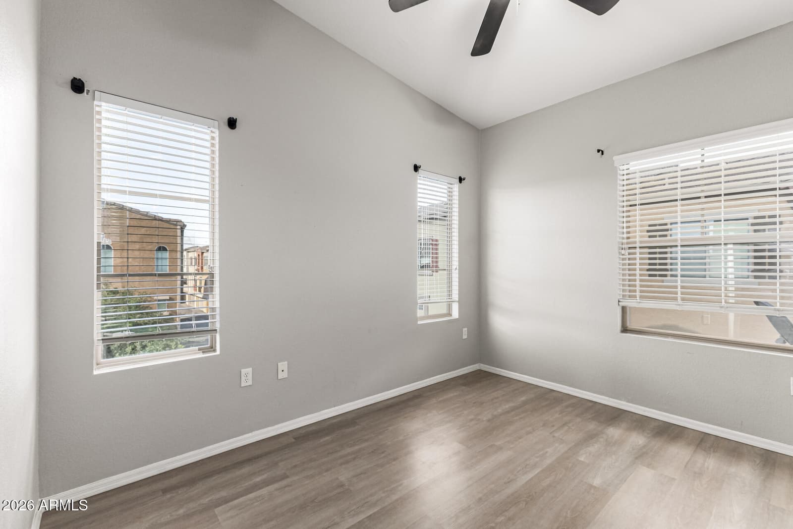 16825 N 14TH Street 51, Phoenix, AZ 85022 — photo 30 of 43