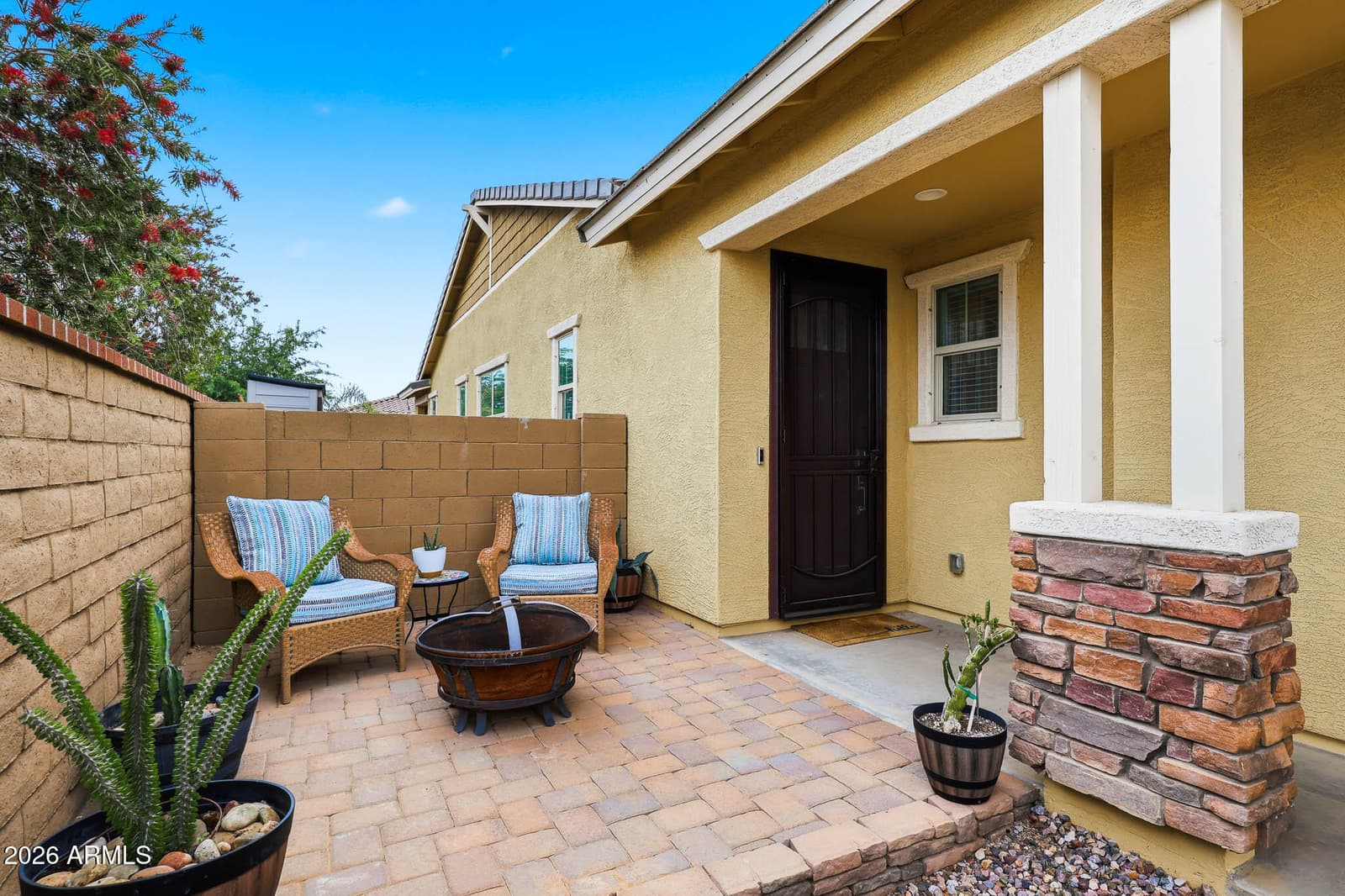 2208 E PALMDALE Lane, Gilbert, AZ 85298 — photo 36 of 42