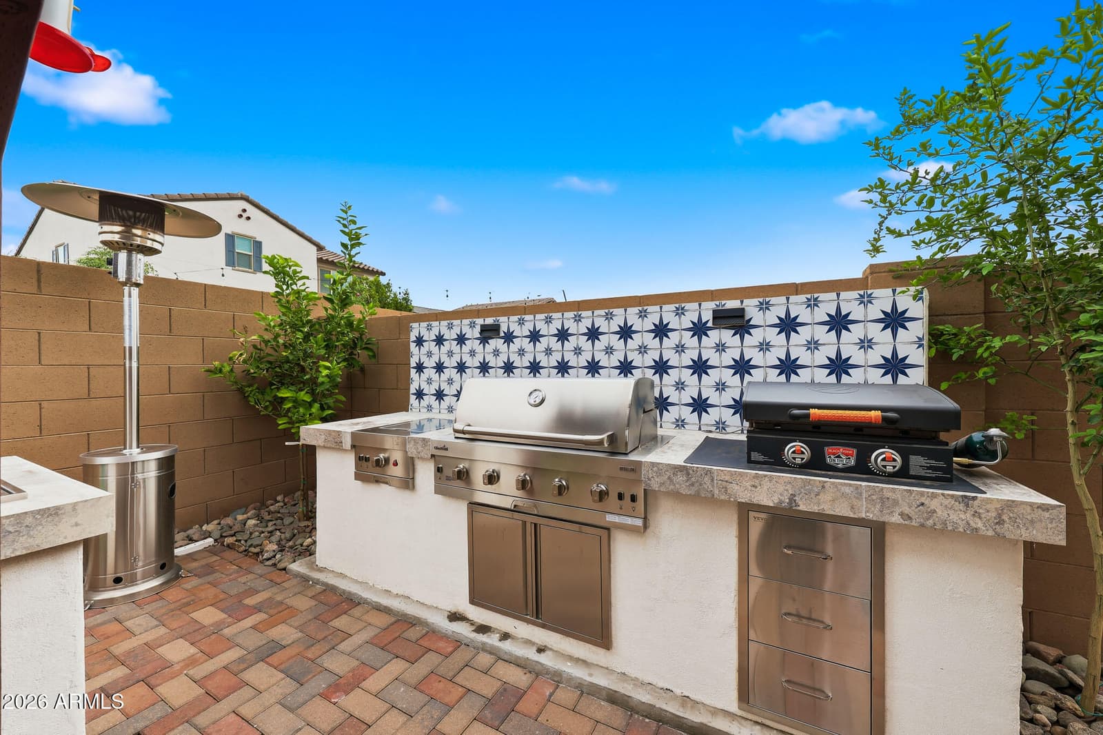 2208 E PALMDALE Lane, Gilbert, AZ 85298 — photo 31 of 42