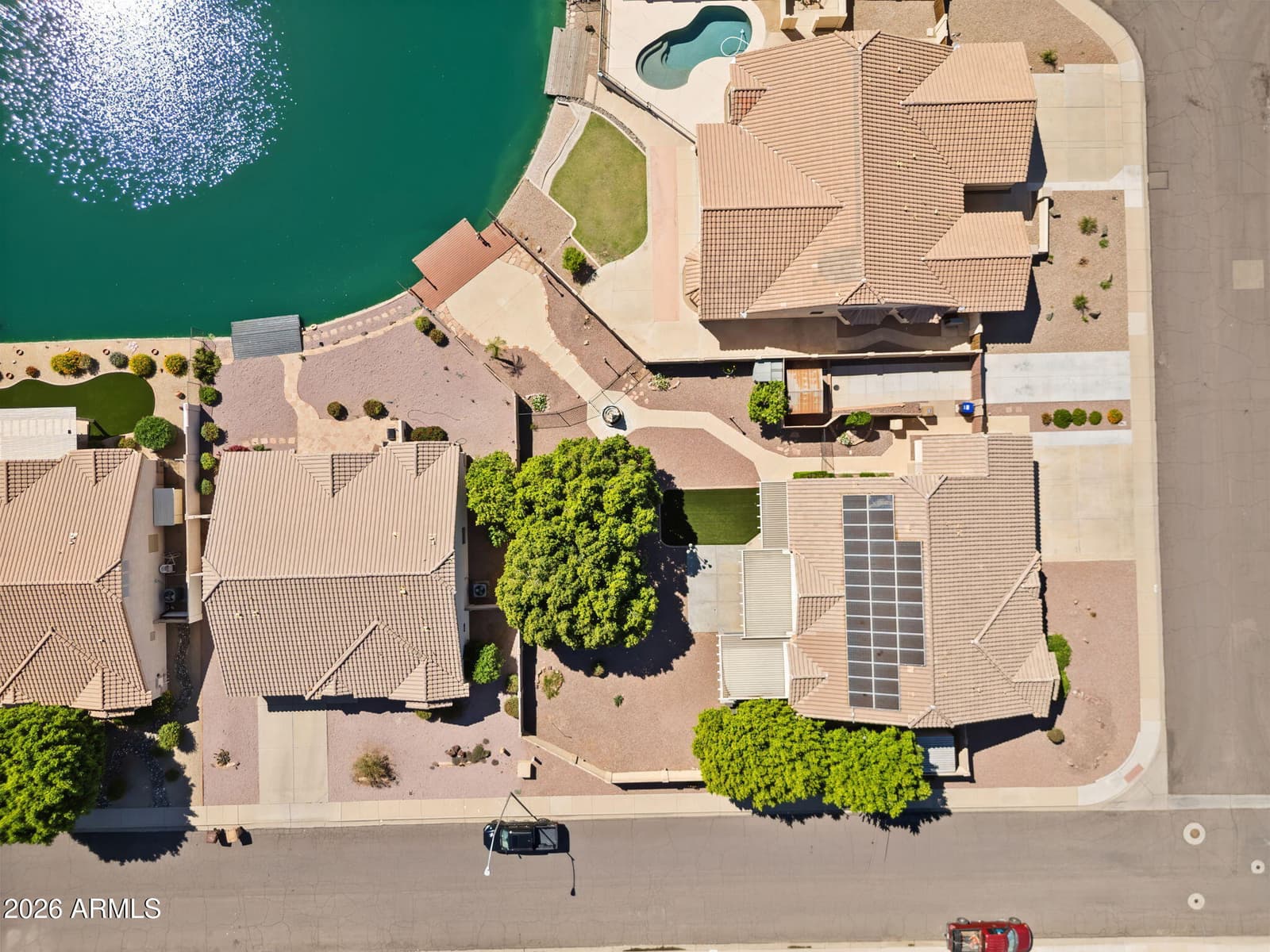8841 W PORT ROYALE Lane, Peoria, AZ 85381 — photo 4 of 75
