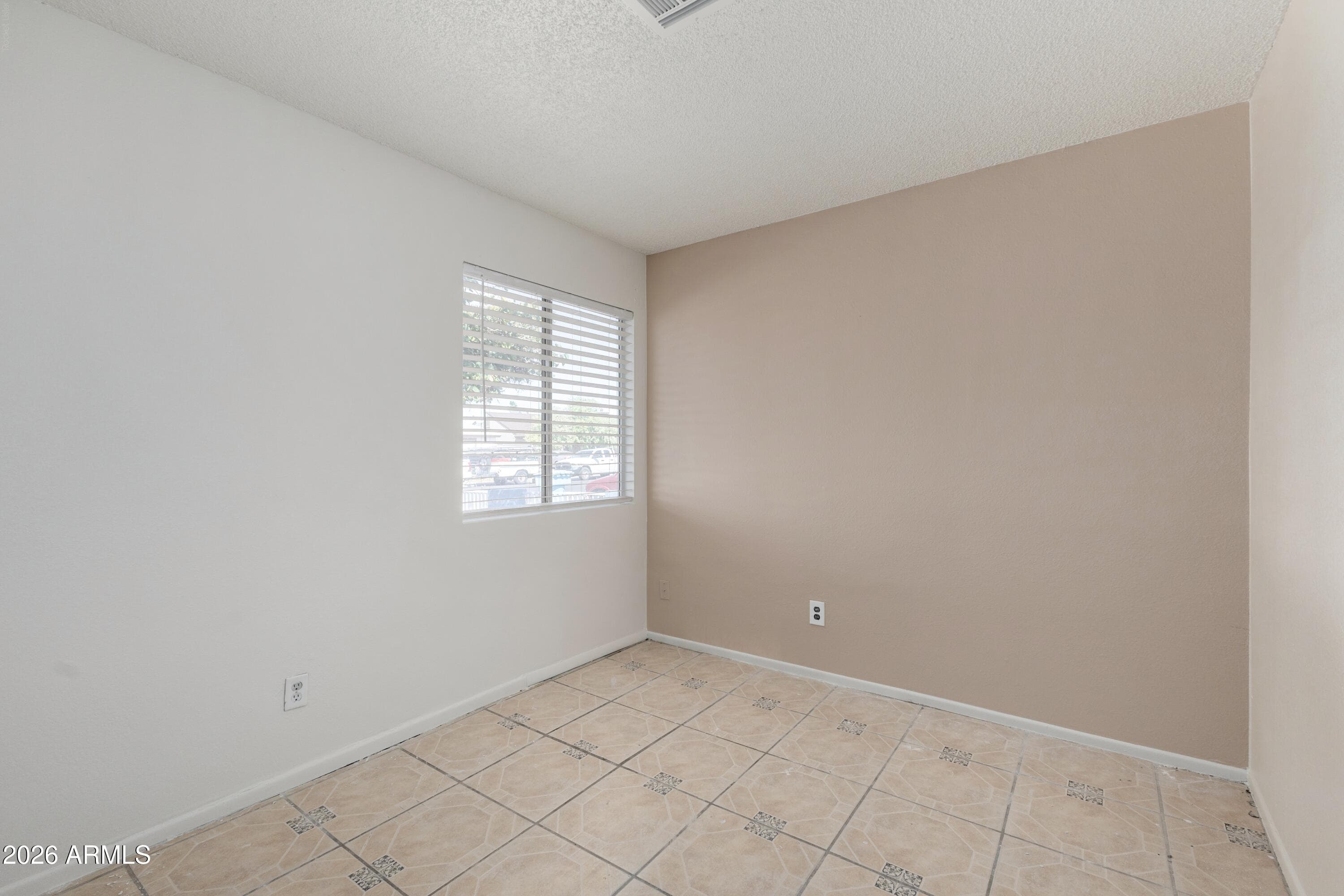 4537 N 79TH Avenue, Phoenix, AZ 85033 — photo 20 of 30