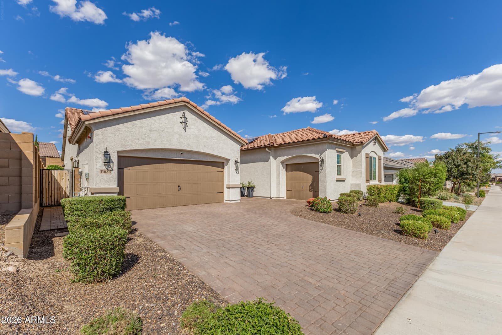 11634 W ANDREW Lane, Peoria, AZ 85383 — photo 3 of 58