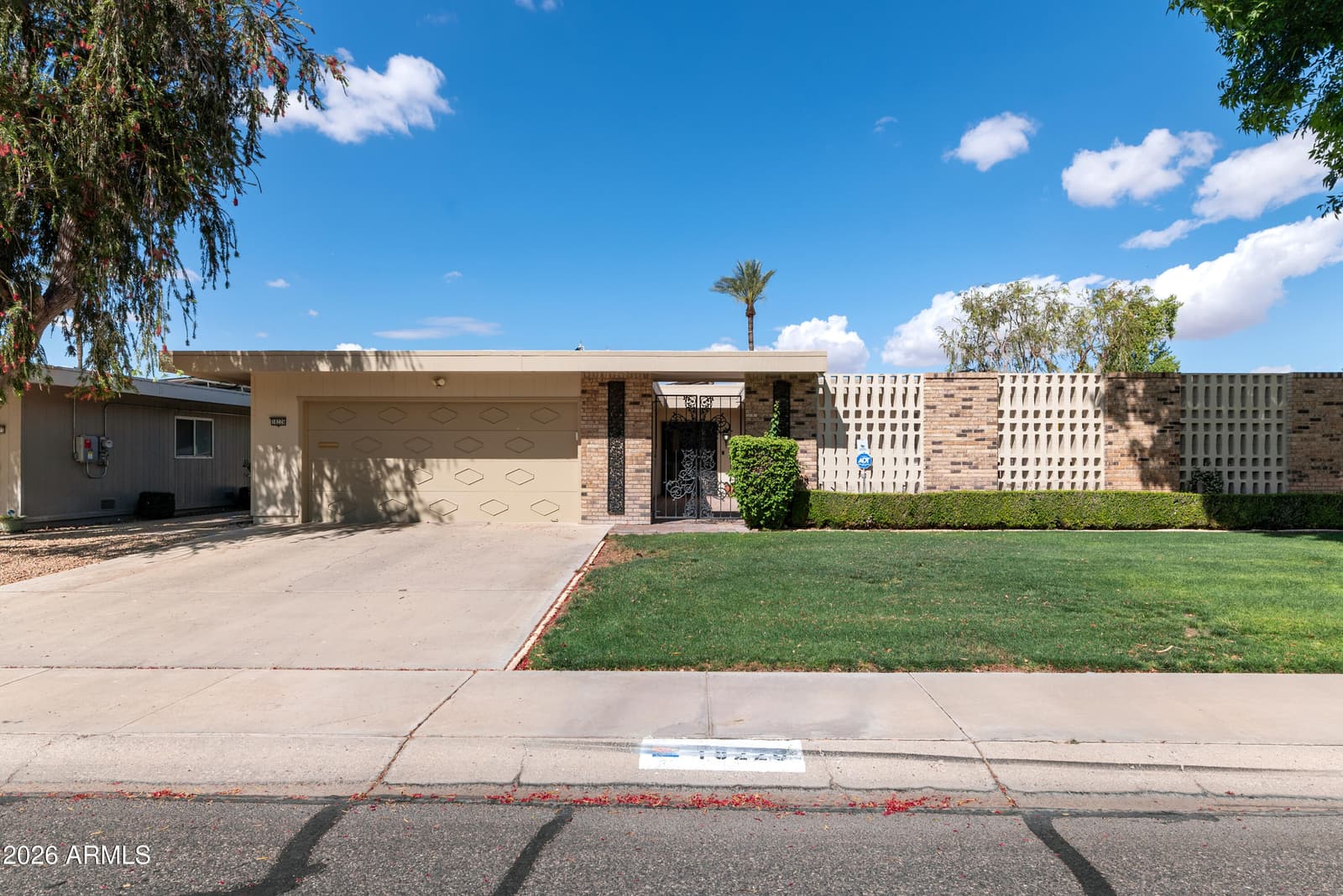 18226 N 104TH Avenue, Sun City, AZ 85373 — photo 2 of 36
