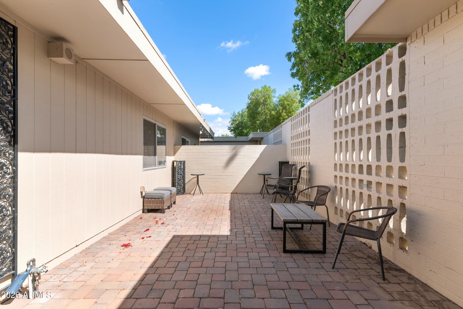 18226 N 104TH Avenue, Sun City, AZ 85373 — photo 8 of 36
