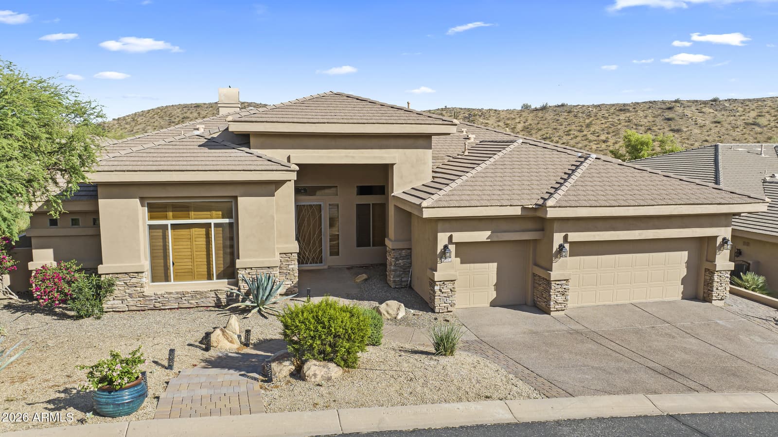 415 E DESERT WIND Drive, Phoenix, AZ 85048 — photo 37 of 45