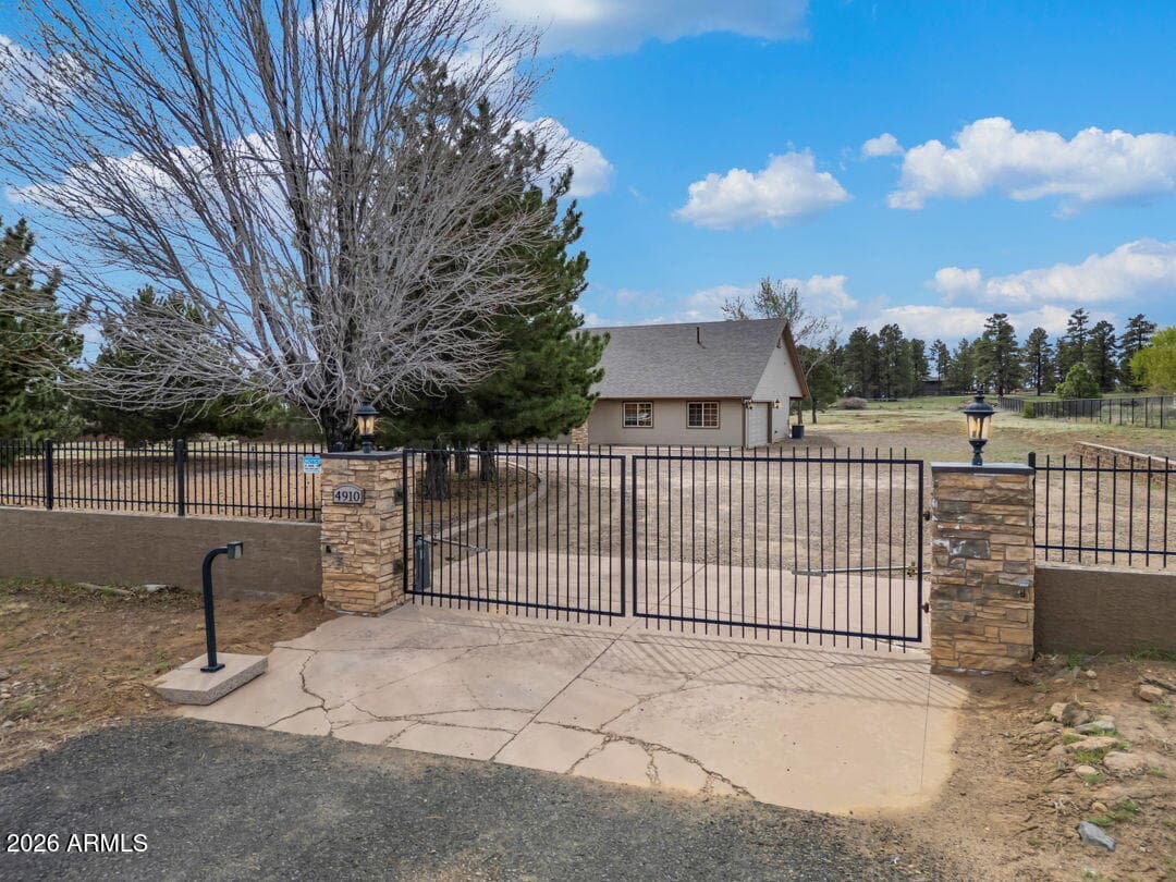 4910 CAMINO DE LOS VIENTOS, Flagstaff, AZ 86004 — photo 42 of 57