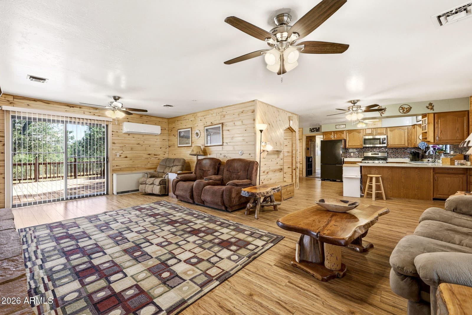 3121 Cedar Drive, Overgaard, AZ 85933 — photo 8 of 46
