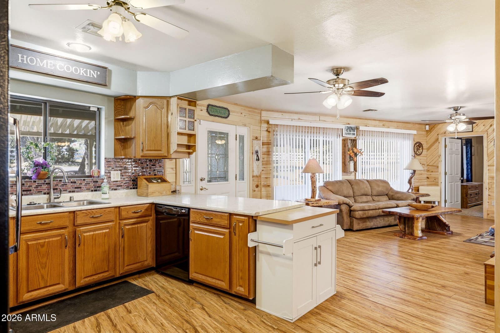 3121 Cedar Drive, Overgaard, AZ 85933 — photo 11 of 46