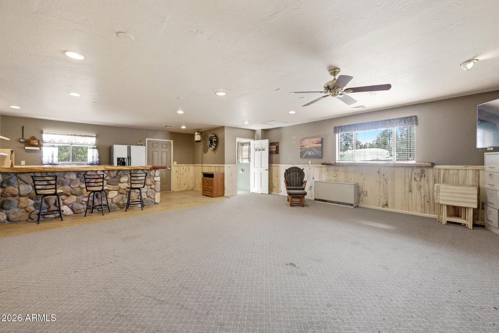 3121 Cedar Drive, Overgaard, AZ 85933 — photo 29 of 46