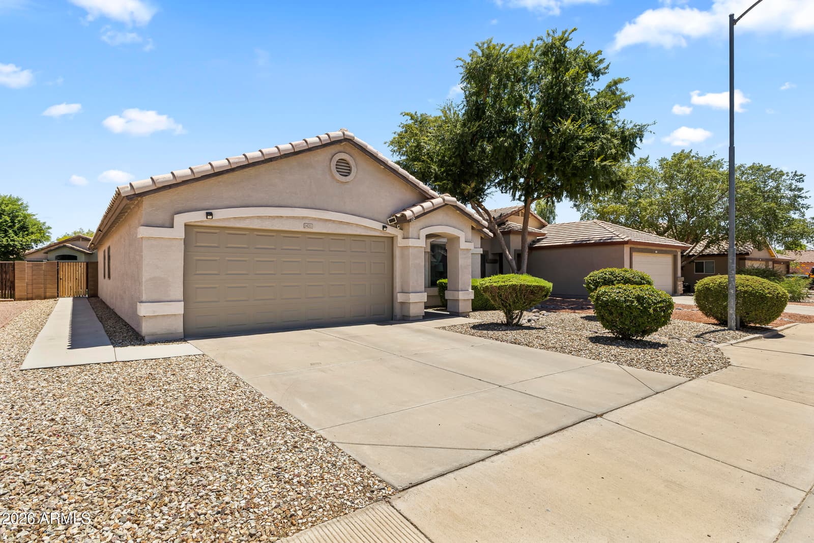 14211 N 149th Drive N, Surprise, AZ 85379 — photo 7 of 34