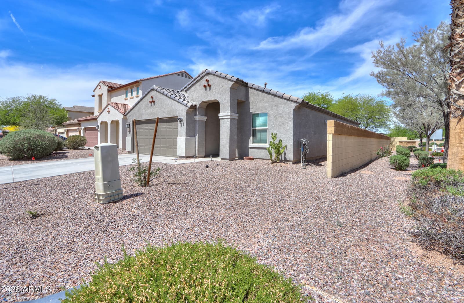 786 W Kingman Drive, Casa Grande, AZ 85122 — photo 3 of 37