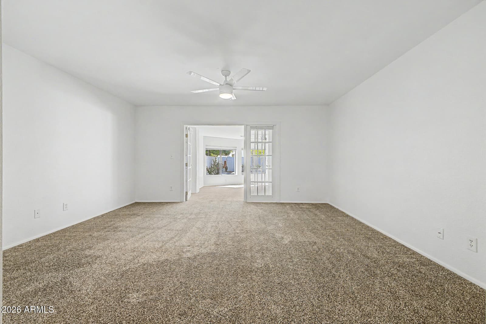 621 E CALAVAR Road, Phoenix, AZ 85022 — photo 17 of 40