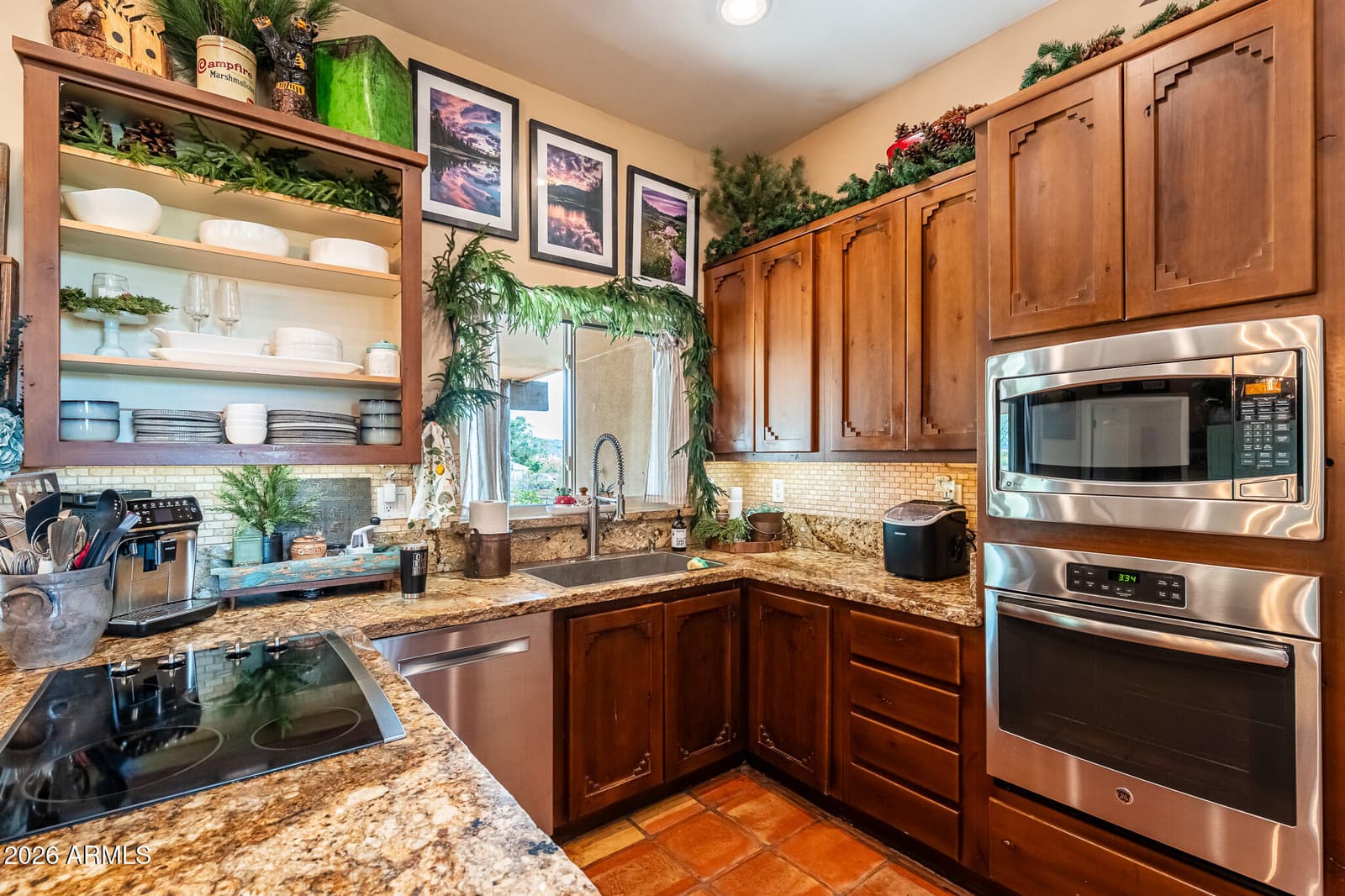 2143 E CAVALRY Road, New River, AZ 85087 — photo 14 of 67