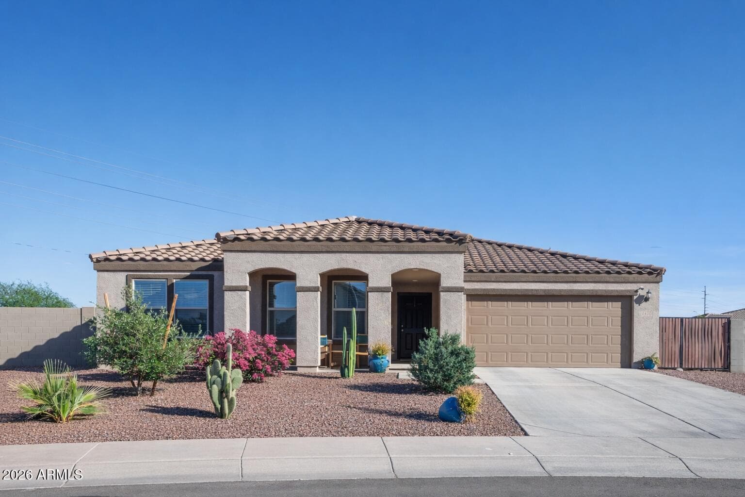 1477 E JAYCIE Drive, Casa Grande, AZ 85122 — photo 5 of 41