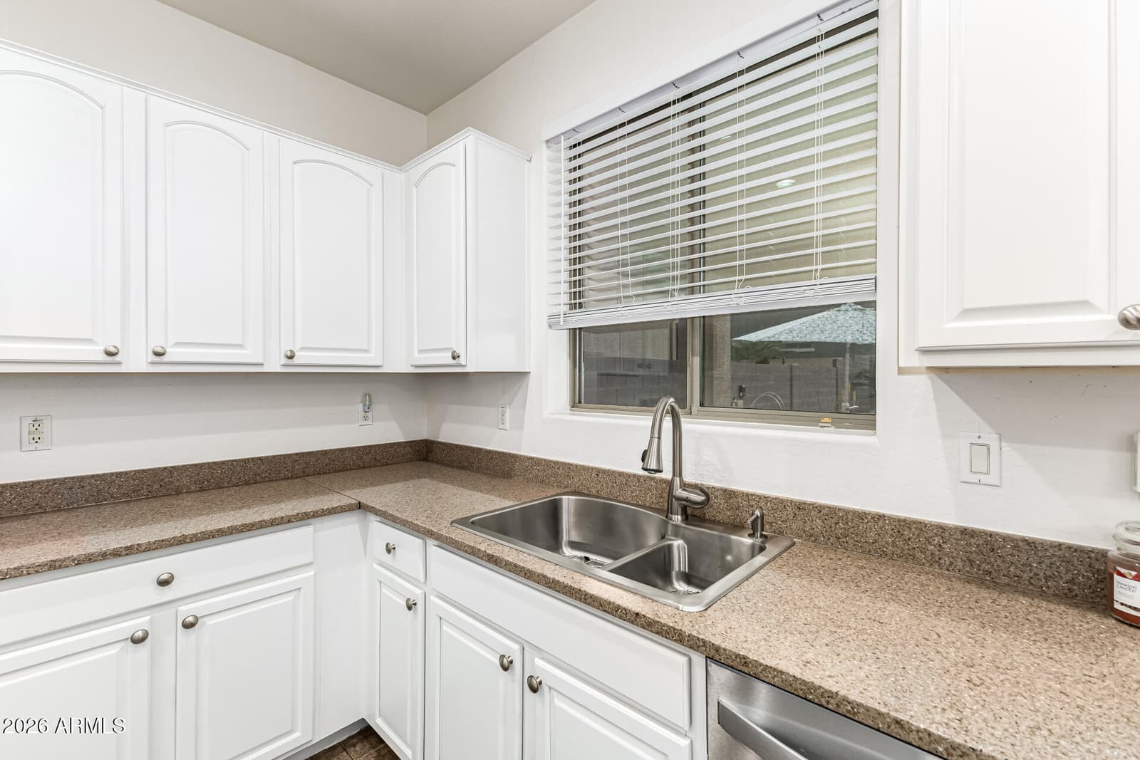 28384 N DESERT NATIVE Street, San Tan Valley, AZ 85143 — photo 15 of 46