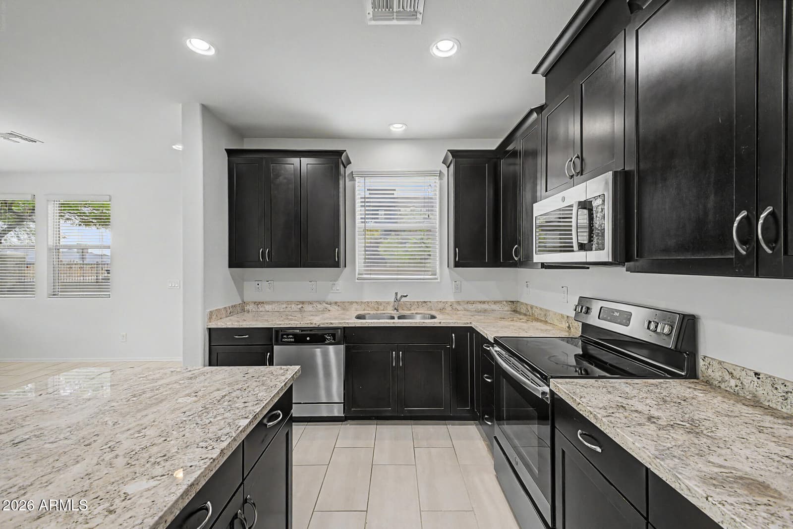 14870 W ENCANTO Boulevard 1101, Goodyear, AZ 85395 — photo 5 of 25