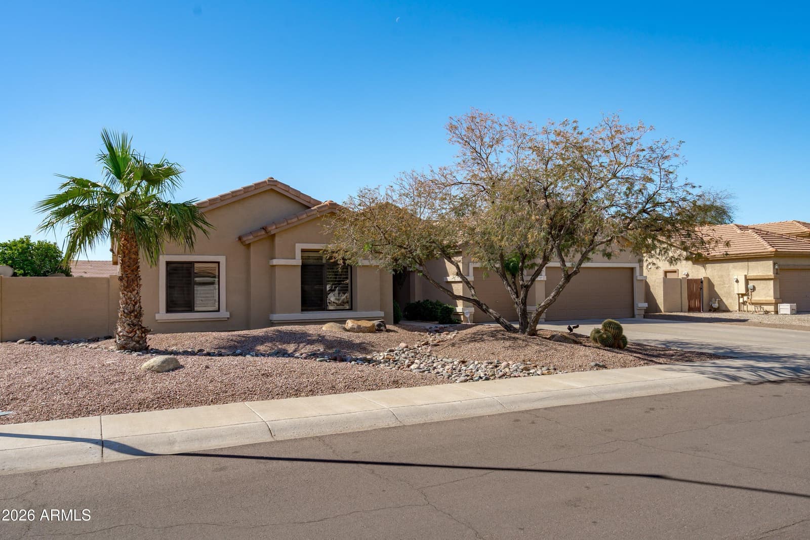 7329 W PLANADA Lane, Glendale, AZ 85310 — photo 7 of 52