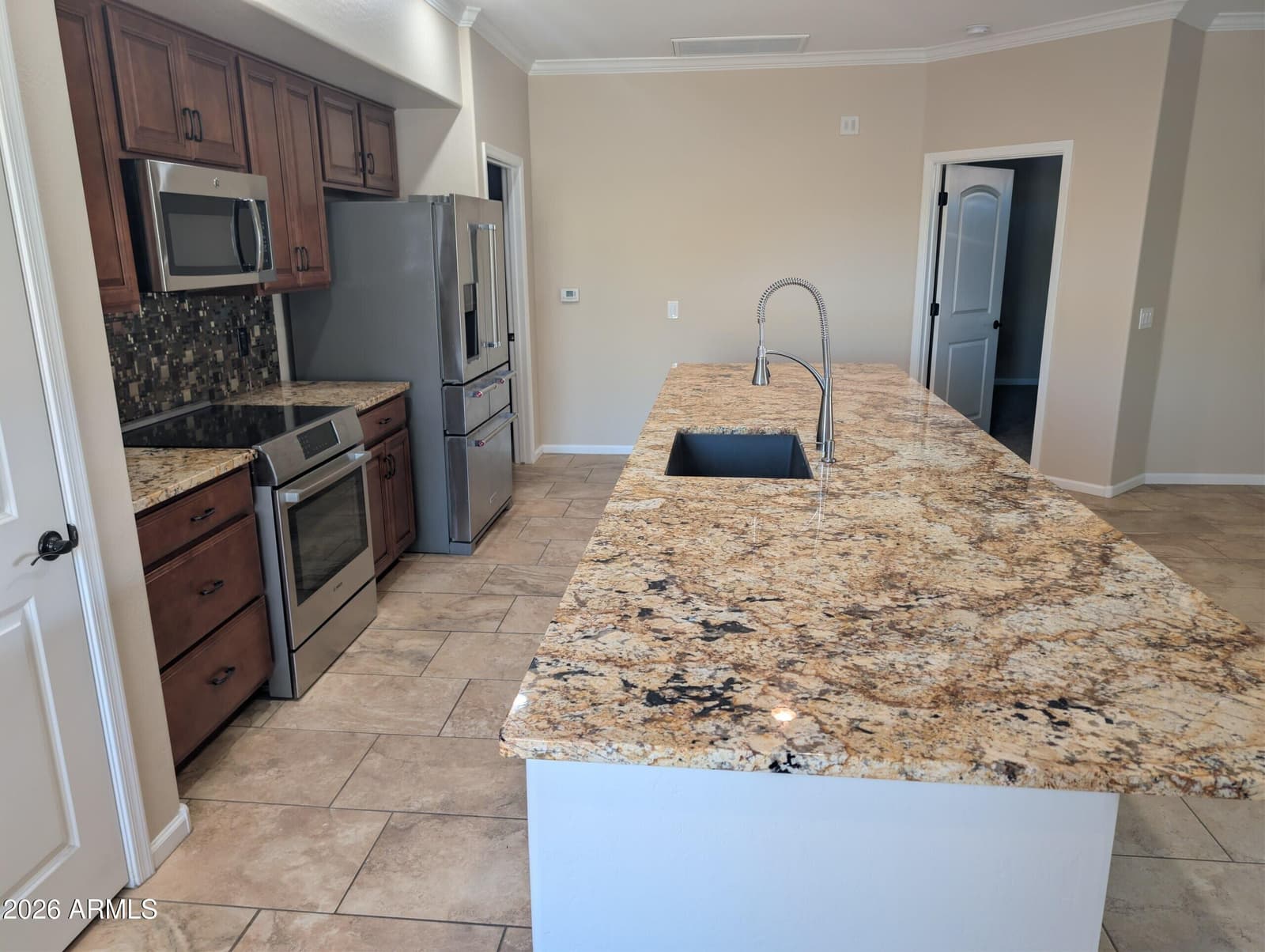 900 S CANAL Drive 206, Chandler, AZ 85225 — photo 2 of 15