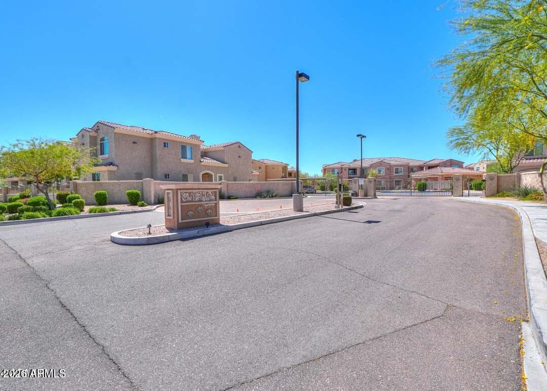 900 S CANAL Drive 206, Chandler, AZ 85225 — photo 15 of 15