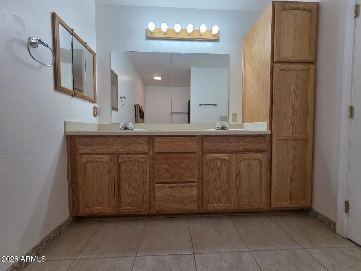 949 GERONIMO Lane, Show Low, AZ 85901 — photo 21 of 46