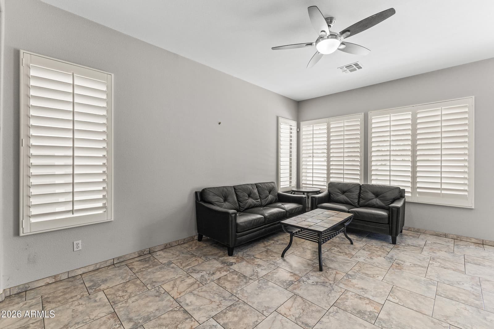 5409 W HARTFORD Avenue, Glendale, AZ 85308 — photo 8 of 44