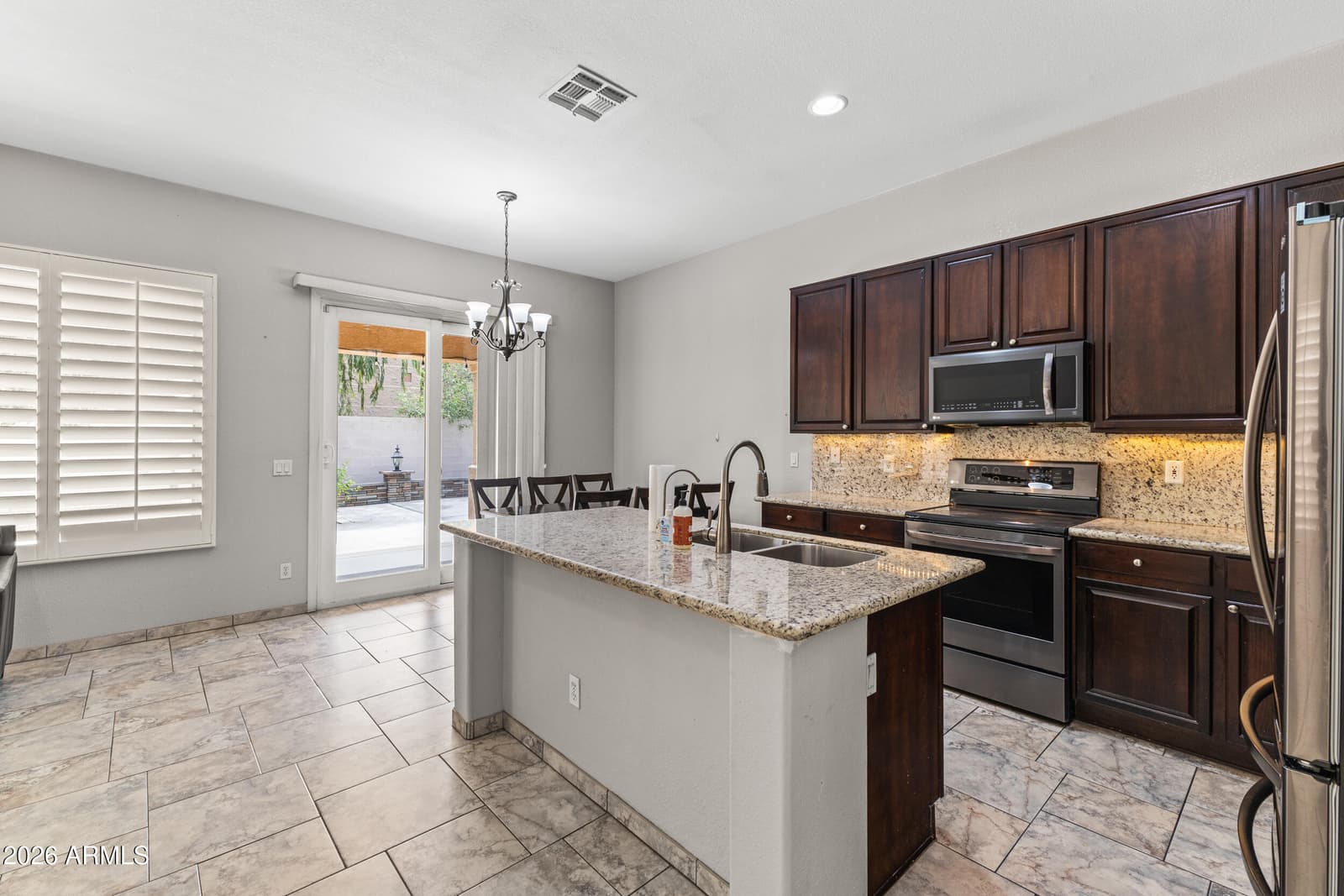 5409 W HARTFORD Avenue, Glendale, AZ 85308 — photo 9 of 44