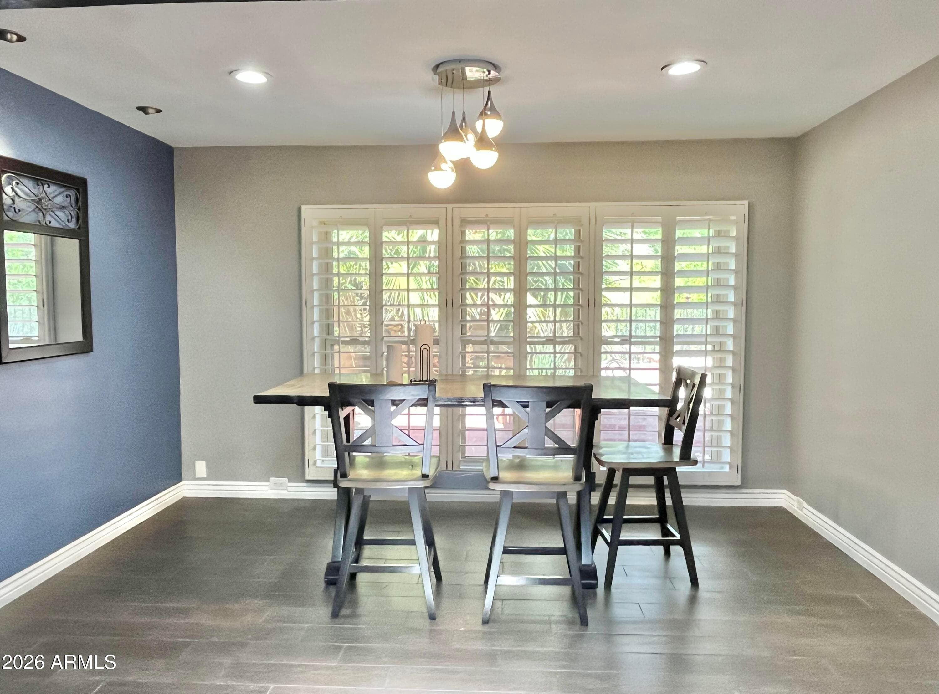 10449 N 9TH Street, Phoenix, AZ 85020 — photo 8 of 42