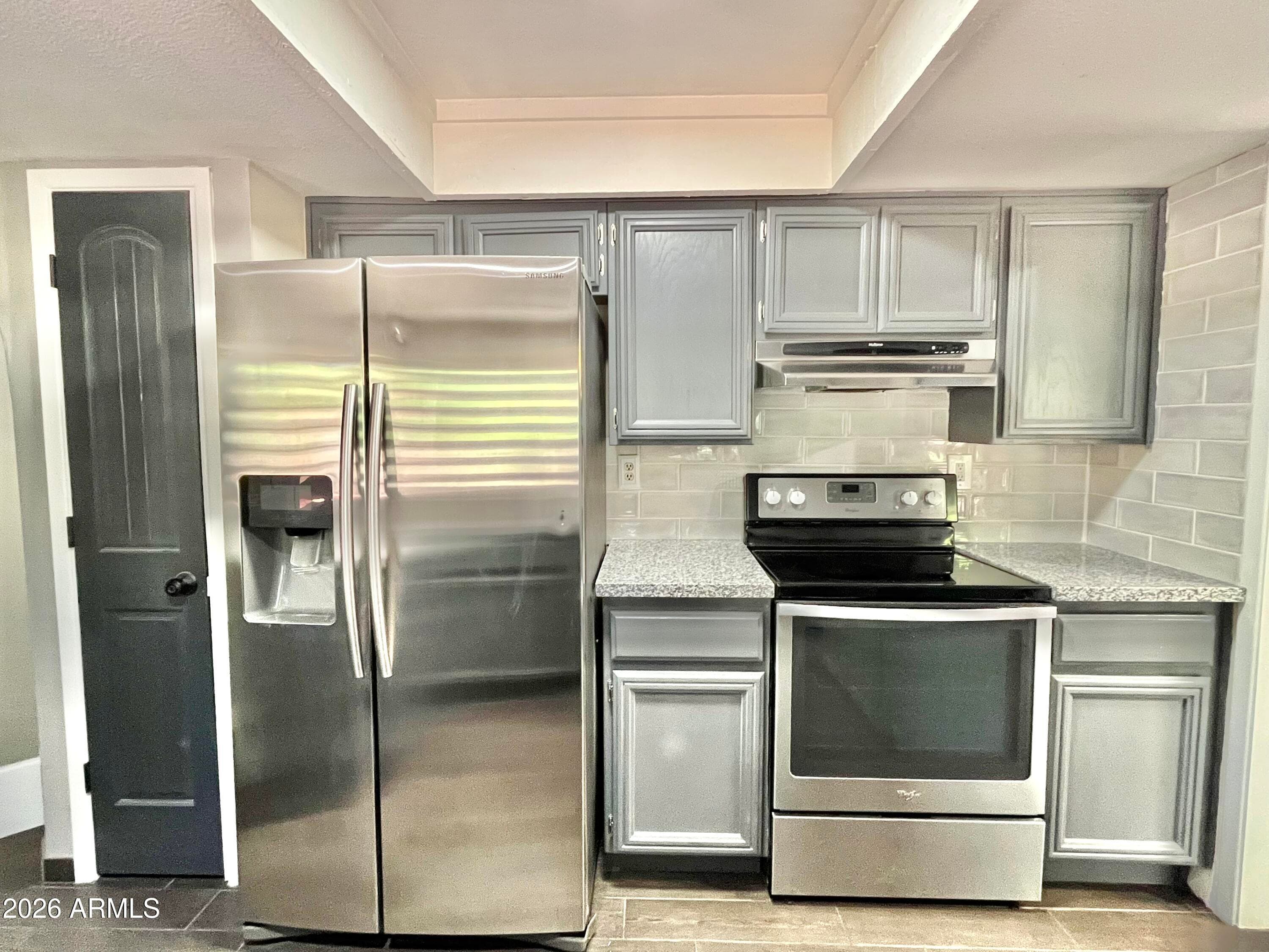 10449 N 9TH Street, Phoenix, AZ 85020 — photo 3 of 42