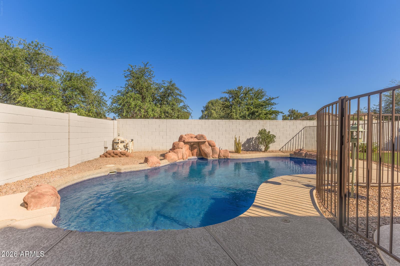 18903 N Shelby Drive, Maricopa, AZ 85138 — photo 8 of 38