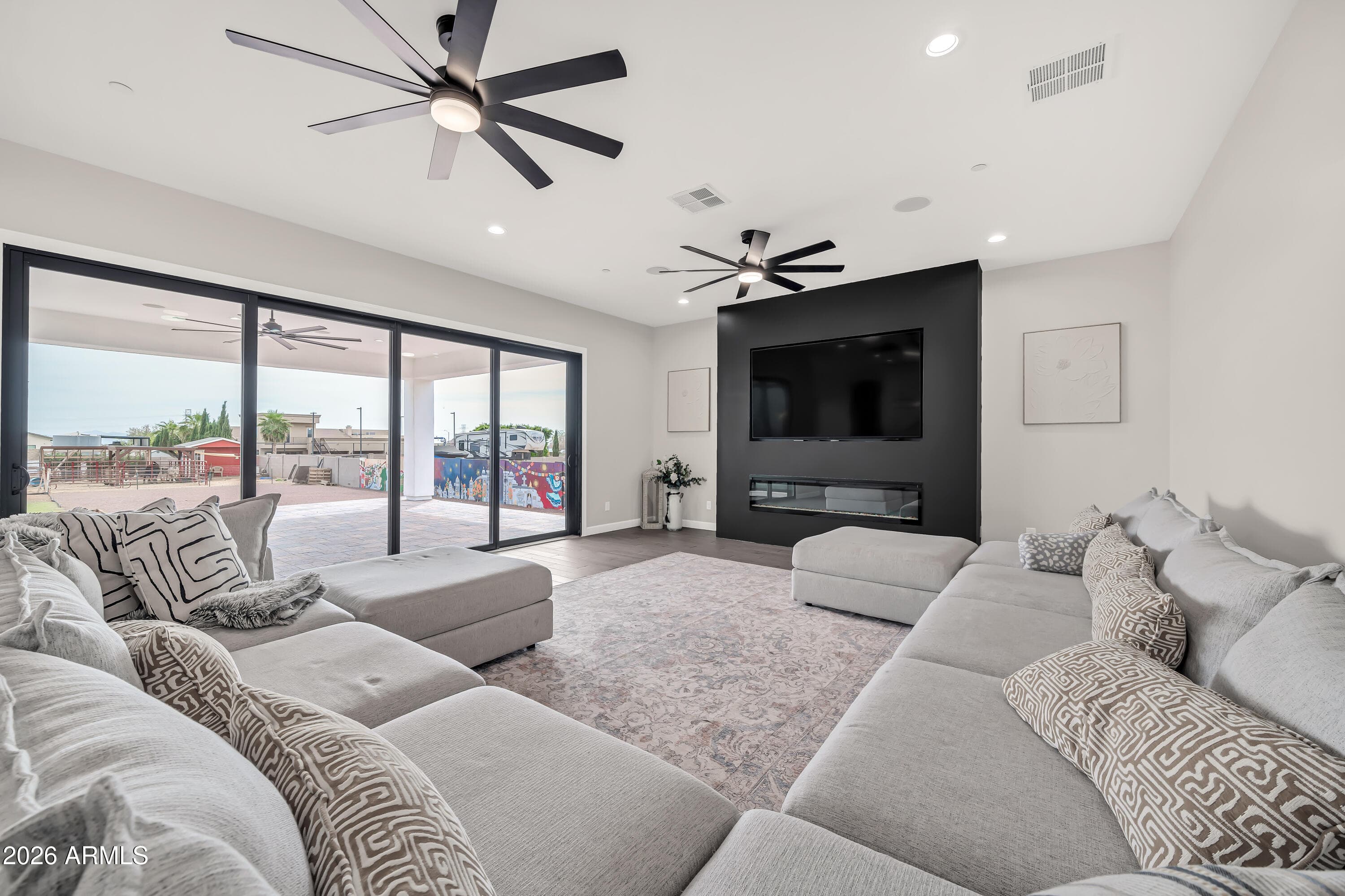 9321 W BUCKSKIN Trail, Peoria, AZ 85383 — photo 7 of 72